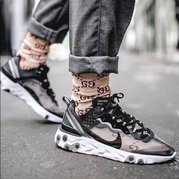 nike react element 87 anthracite black on feet